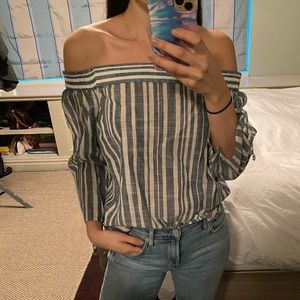 OFF THE SHOULDER TOP!🌸